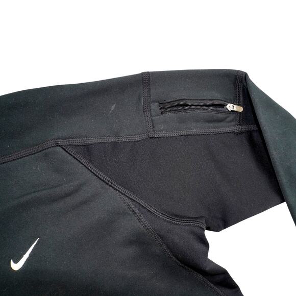 Nike Fit Dry Black Full Zip Running Jacket Women’s M Thumbholes Performance - Picture 3 of 6